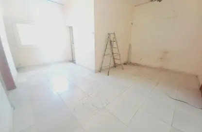 Apartment - 1 Bedroom - 1 Bathroom for rent in Fire Station Road - Muwaileh - Sharjah Apartment - 1 Bedroom - 1 Bathroom for rent in Fire Station Road - Muwaileh - Sharjah
