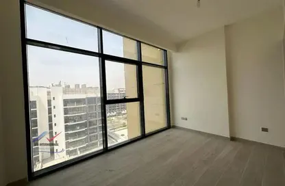 Empty Room image for: Apartment - 1 Bedroom - 2 Bathrooms for rent in AZIZI Riviera 17 - Meydan One - Meydan - Dubai, Image 1