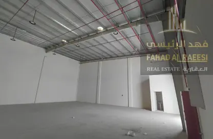 مستودع - استوديو - 1 حمام للايجار في أم الثعوب - أم القيوين