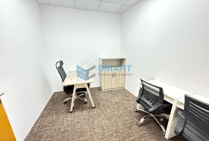 Office Space - Studio - 7+ Bathrooms for rent in Damac Executive Heights - Barsha Heights (Tecom) - Dubai
