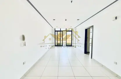 Apartment - 1 Bedroom - 2 Bathrooms for rent in Jumeirah 1 - Jumeirah - Dubai