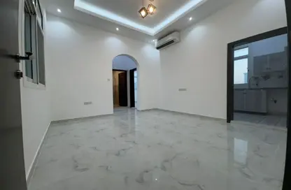 شقة - 2 غرف نوم - 2 حمامات للايجار في مدينة الرياض - أبوظبي