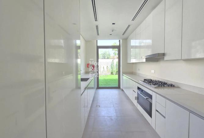 15353249 - Property Image 3