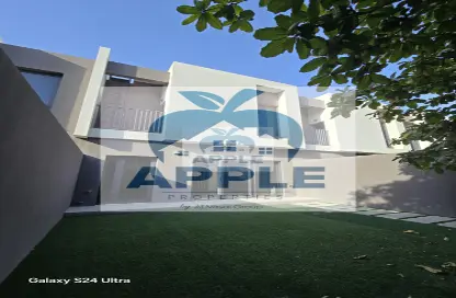Townhouse - 2 Bedrooms - 4 Bathrooms for rent in Sarab 2 - Aljada - Sharjah