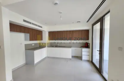 Kitchen image for: Villa - 3 Bedrooms - 4 Bathrooms for rent in Parkside 2 - EMAAR South - Dubai South (Dubai World Central) - Dubai, Image 1