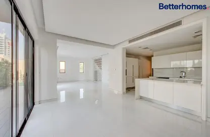 Townhouse - 4 Bedrooms - 5 Bathrooms for sale in Bloomingdale Townhouses - Bloomingdale - Dubai Sports City - Dubai