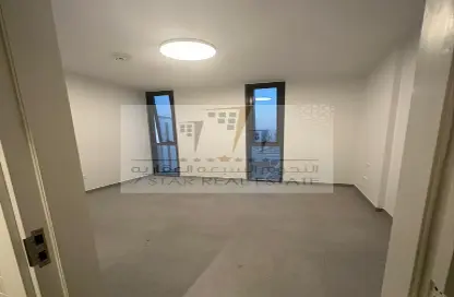 Empty Room image for: Apartment - 1 Bedroom - 2 Bathrooms for sale in Aljada - Sharjah, Image 1