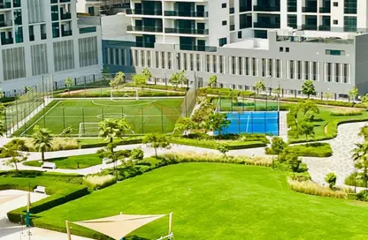 Apartment - 1 Bedroom - 2 Bathrooms for rent in Jumeirah Garden City - Al Satwa - Dubai