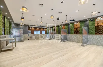 Retail - Studio for rent in Al Maqtaa Mall - Dubai Investment Park (DIP) - Dubai