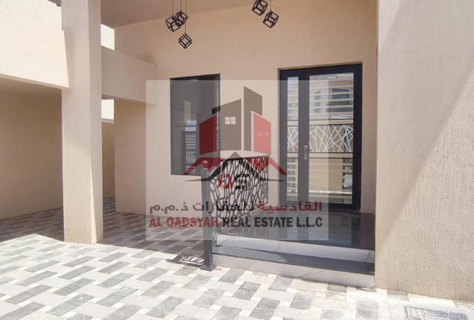 14879698 - صورة العقار 2