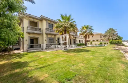 Villa - 5 Bedrooms - 6 Bathrooms for rent in Signature Villas Frond E - Signature Villas - Palm Jumeirah - Dubai