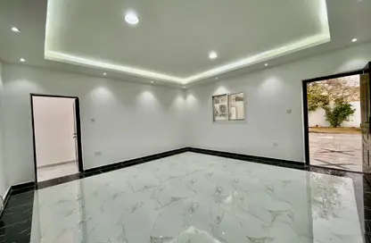 شقة - غرفة نوم - 2 حمامات للايجار في مدينة الرياض - أبوظبي