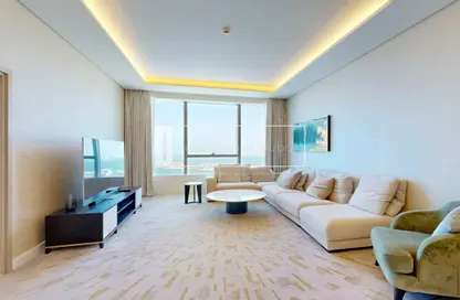 Apartment - 2 Bedrooms - 2 Bathrooms for sale in The Palm Tower - Palm Jumeirah - Dubai