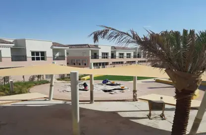 تاون هاوس - 4 غرف نوم - 3 حمامات للبيع في الاندلس تاون هاوسس - الأندلس - منطقة الجولف بالجميرا - دبي