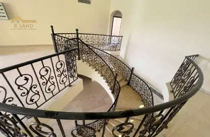 فيلا - 8 غرف نوم - 7 حمامات للايجار في الياش - ضاحية الجواز (واسط سابقا) - الشارقة