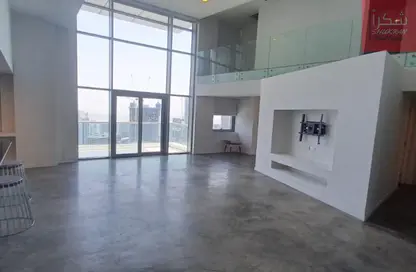 Apartment - 1 Bedroom - 2 Bathrooms for rent in Executive Tower B - Executive Towers - Business Bay - Dubai