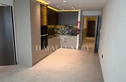 Apartment - 1 Bedroom - 1 Bathroom for rent in Oasis 1 - Jumeirah Garden City - Al Satwa - Dubai