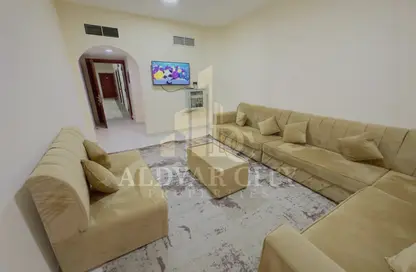 شقة - 2 غرف نوم - 2 حمامات للايجار في برج النعيمية 1 - أبراج النعيمية - النعيمية - عجمان