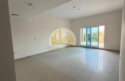 شقة - غرفة نوم - 2 حمامات للايجار في شقق إدين - مدينة السيارات - دبي شقة - غرفة نوم - 2 حمامات للايجار في شقق إدين - مدينة السيارات - دبي