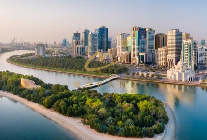 شقة - 1 حمام للبيع في اللآلئ الزرقاء - مدينة أجمل مكان - مدينة الواجهة المائية لإمارة الشارقة - الشارقة