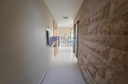 Hall / Corridor image for: Villa - 4 Bedrooms - 6 Bathrooms for rent in Al Raha Gardens - Abu Dhabi, Image 1