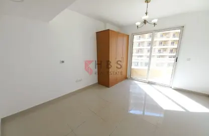 Apartment - Studio - 1 Bathroom for rent in Lakeside Tower C - Lakeside Residence - Dubai Production City (IMPZ) - Dubai