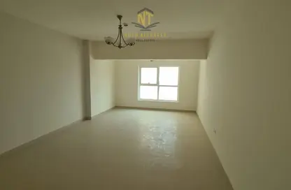 شقة - 2 غرف نوم - 2 حمامات للايجار في دار المجاز - شارع جمال عبد الناصر - المجاز - الشارقة