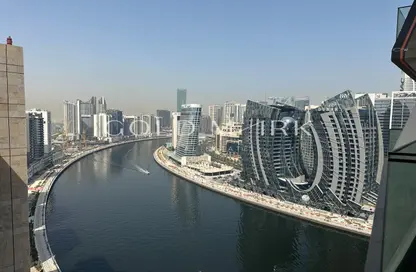 Apartment - 1 Bedroom - 2 Bathrooms for rent in Binghatti Canal - Business Bay - Dubai