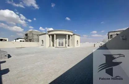 Villa - 4 Bedrooms - 5 Bathrooms for rent in Al Aweer 1 - Al Aweer - Dubai