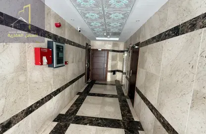 عمارة بالكامل - 8 غرف نوم - 8 حمامات للبيع في القليعة - الشرق - الشارقة