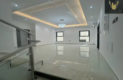 فيلا - 4 غرف نوم - 4 حمامات للايجار في الحليو 1 - الحليو - عجمان