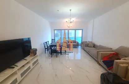 Apartment - 2 Bedrooms - 3 Bathrooms for rent in Sahara Tower 1 - Sahara Complex - Al Nahda - Sharjah