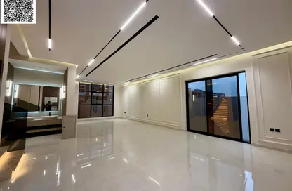 Villa - 5 Bedrooms - 7 Bathrooms for sale in Al Yasmeen 1 - Al Yasmeen - Ajman