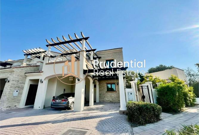 Luxurious 3BR villa |Prime Location | Corner Villa