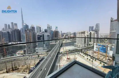 شقة - غرفة نوم - 2 حمامات للايجار في زا باراجون لآي جي او - الخليج التجاري - دبي