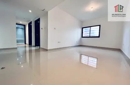 Apartment - 1 Bedroom - 1 Bathroom for rent in Hamdan Street - Abu Dhabi