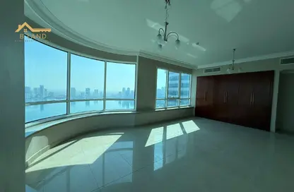 Apartment - 3 Bedrooms - 4 Bathrooms for rent in Al Muhannad Tower - Al Majaz - Sharjah