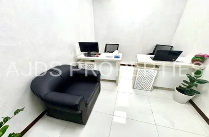 Office Space - Studio - 1 Bathroom for rent in Al Fajer Complex (Bena Complex) - Oud Metha - Bur Dubai - Dubai