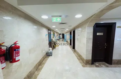 Apartment - 2 Bedrooms - 2 Bathrooms for rent in Al Dafeinah - Asharej - Al Ain