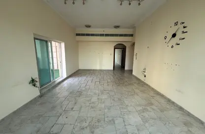 Apartment - 1 Bedroom - 3 Bathrooms for rent in Oud Metha - Bur Dubai - Dubai