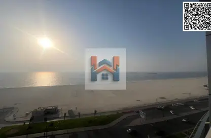 شقة - 2 غرف نوم - 2 حمامات للبيع في مساكن كورنيش عجمان - طريق كورنيش عجمان - عجمان