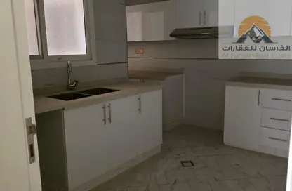 Apartment - 3 Bedrooms - 3 Bathrooms for rent in New industrial area - Ajman