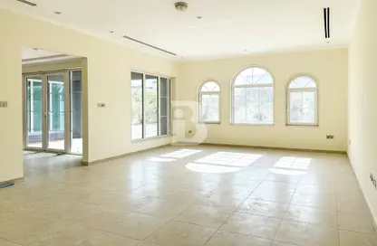 فيلا - 3 غرف نوم - 3 حمامات للايجار في التراث - جميرا بارك - دبي