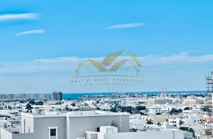 Apartment - 1 Bedroom - 2 Bathrooms for rent in Jumeirah Garden City - Al Satwa - Dubai