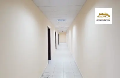 Hall / Corridor image for: Full Floor - 1 Bedroom - 4 Bathrooms for rent in Mussafah - Abu Dhabi, Image 1