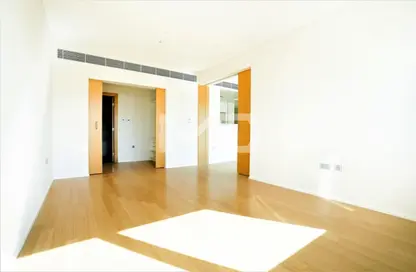 Empty Room image for: Apartment - 1 Bedroom - 2 Bathrooms for sale in Al Sana 2 - Al Muneera - Al Raha Beach - Abu Dhabi, Image 1
