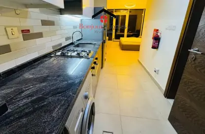 شقة - 1 حمام للايجار في عزيزي فاريشتا - الفرجان - دبي