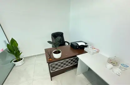 مركز أعمال - استوديو - 1 حمام للايجار في مبنى ارزو - منطقة القصيص السكنية - القصيص - دبي