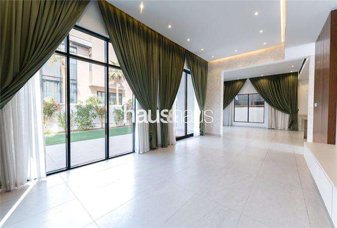 15693835 - Property Image 2