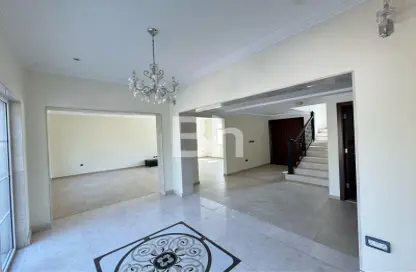 Villa - 3 Bedrooms - 4 Bathrooms for rent in Legacy - Jumeirah Park - Dubai